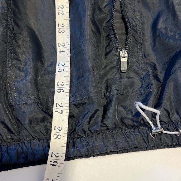 Fabletics Womens Black Hooded Short Sleeve Windbreaker Size Large - Picture 9 of 17